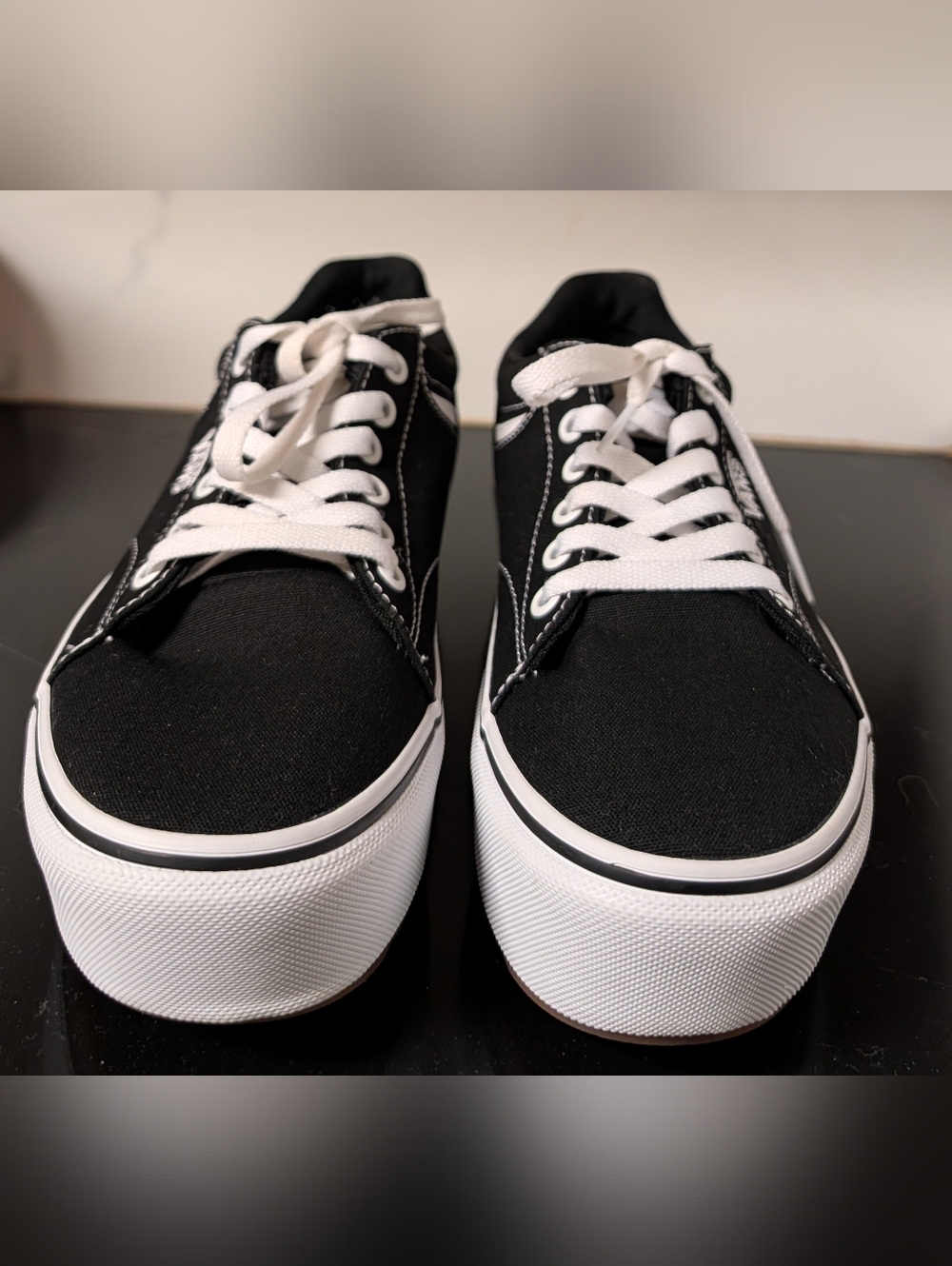 Vans Seldan Platform Sneakers - Women's Size 7 Like New - Picture 2 of 11